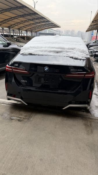 BMW i5 2024 — 5