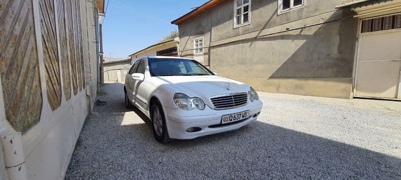 Mercedes-Benz E 220 2001 — 3