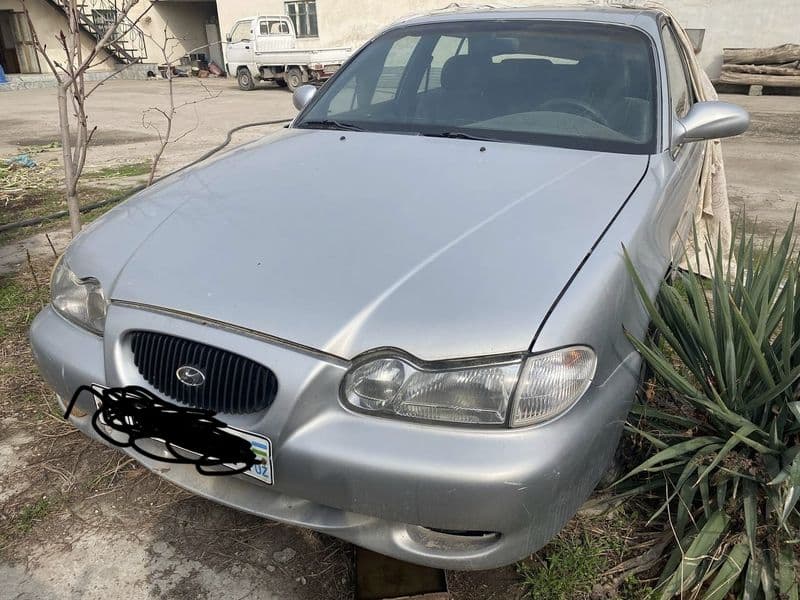 Hyundai Sonata 1996