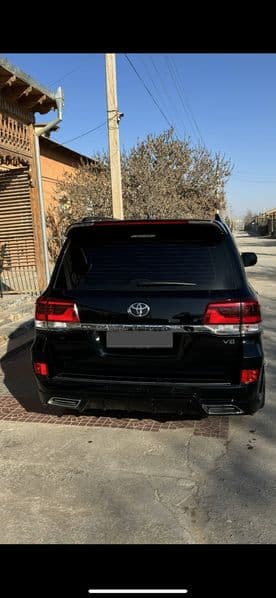 Toyota Land Cruiser 2019 — 2