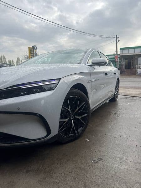 BYD Han 2024