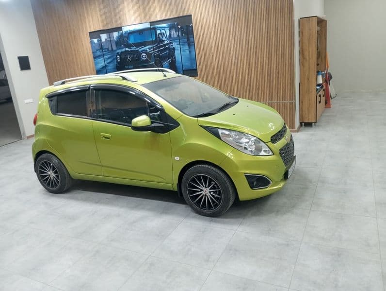 Chevrolet Spark 2015