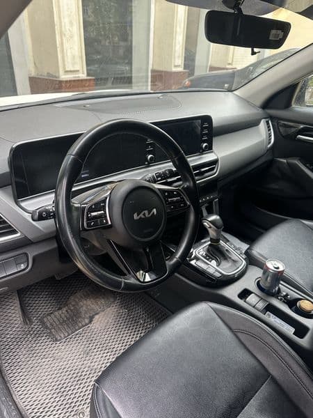 Kia Seltos 2023 — 5
