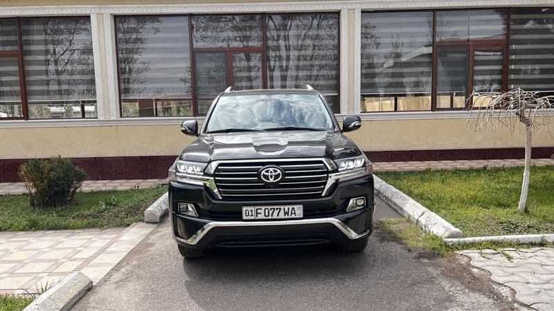 Toyota Land Cruiser 200 2008