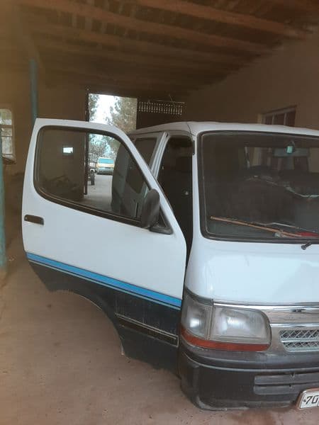 Toyota Hiace 1998 — 2