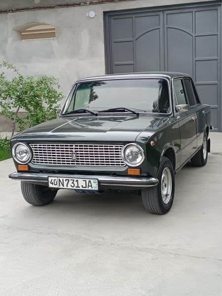VAZ 21011 1980 — foto 1