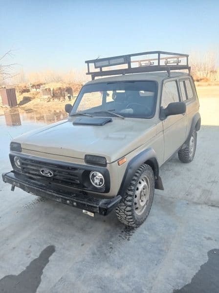 Lada 2121 Нива 1982 — 8