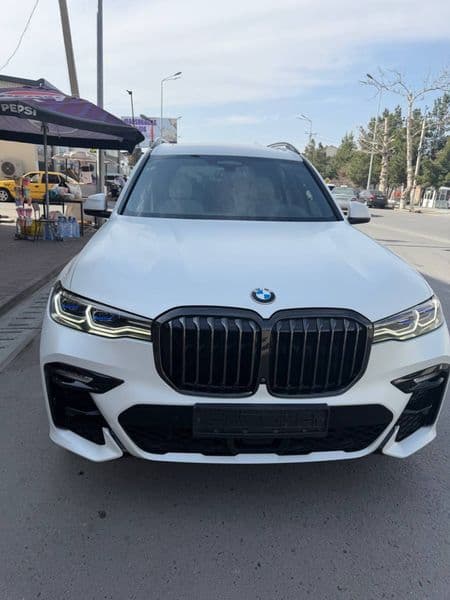 BMW X7 2022