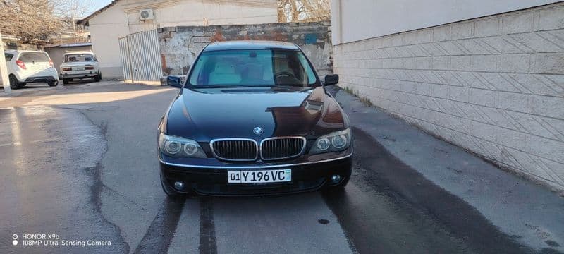 BMW 750 2007