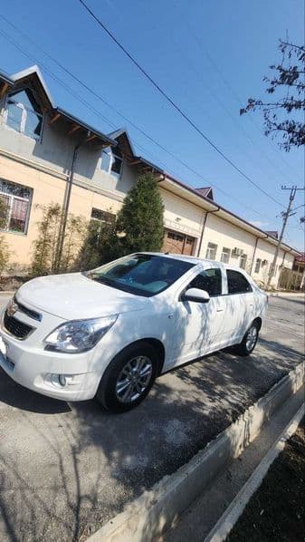 Chevrolet Cobalt 2025 — 3