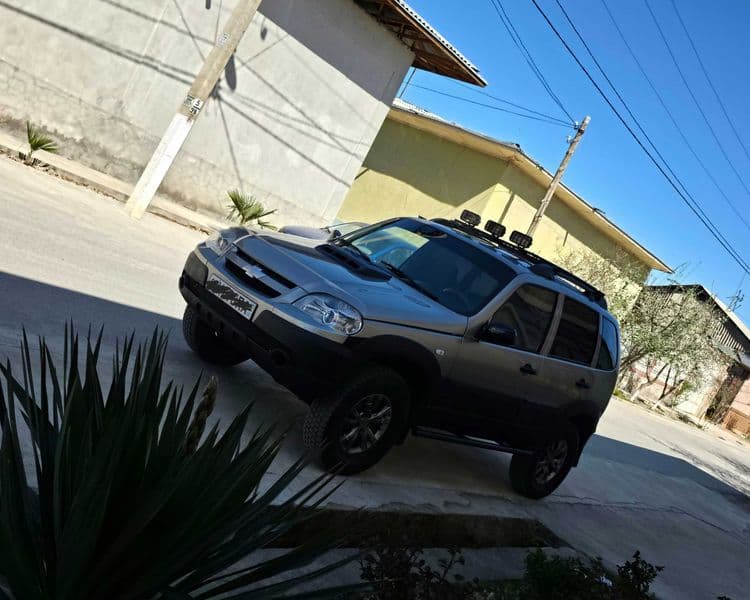 Lada 2121 Нива 2012 — 2