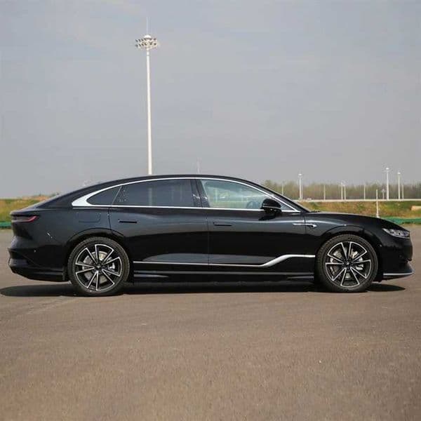 Voyah Passion 2025 — 2