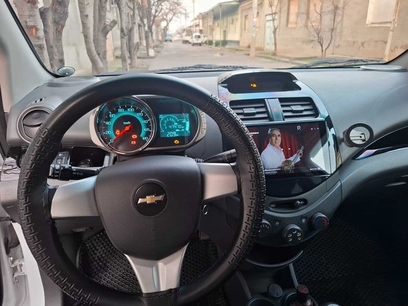 Chevrolet Spark 2018 — 4