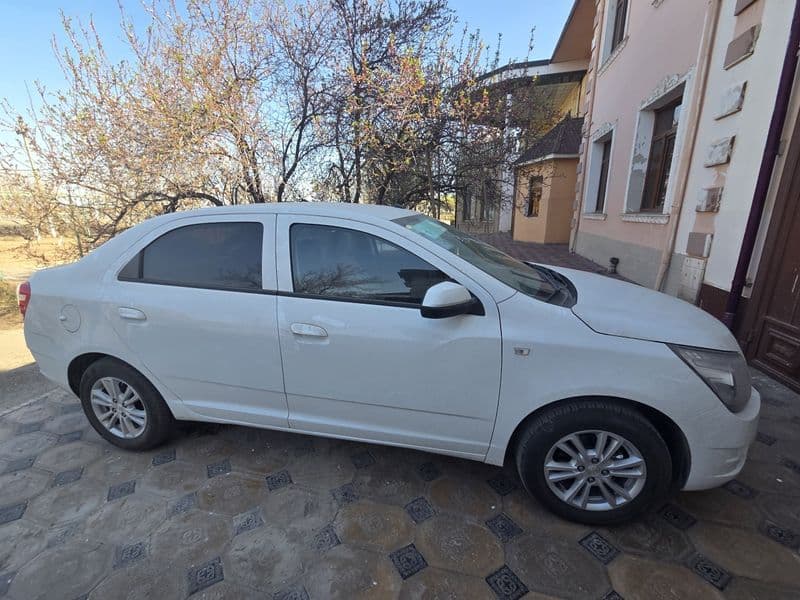 Chevrolet Cobalt 2025 — 6