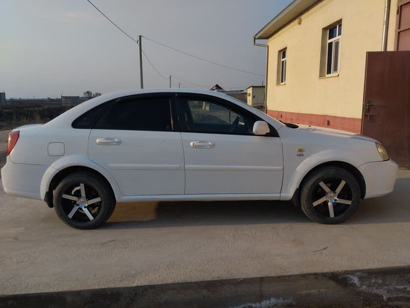 Chevrolet Lacetti / Gentra 2010