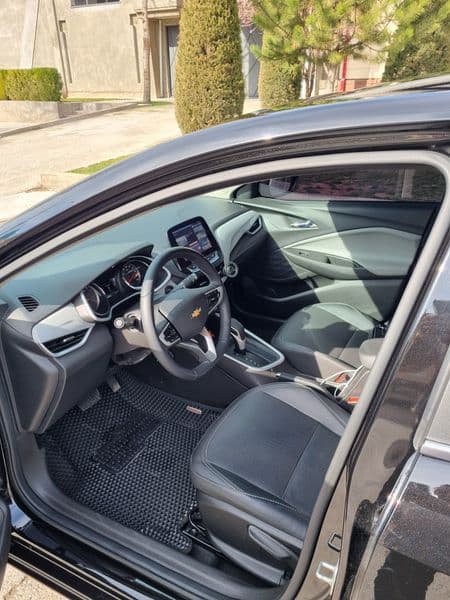 Chevrolet Onix 2025 — 2