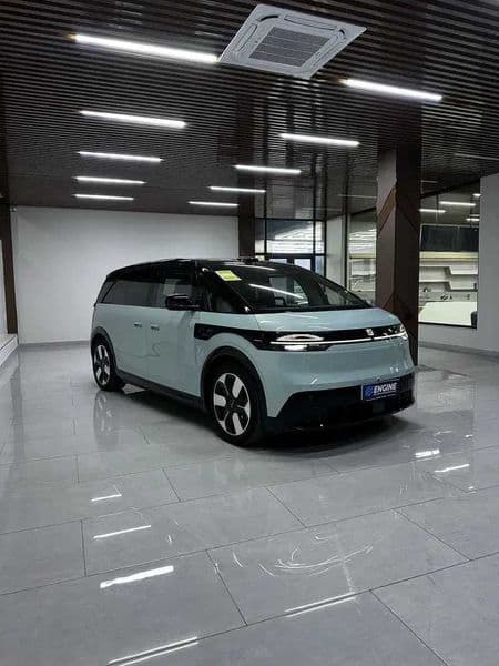 Zeekr X 2025 — foto 1