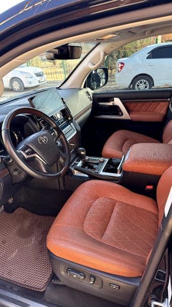 Toyota Land Cruiser 2019 — 3