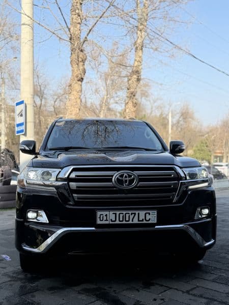 Toyota Land Cruiser 200 2016