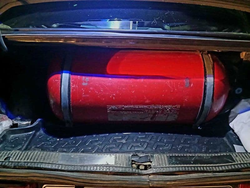 Mercedes-Benz 190 1984 — 8