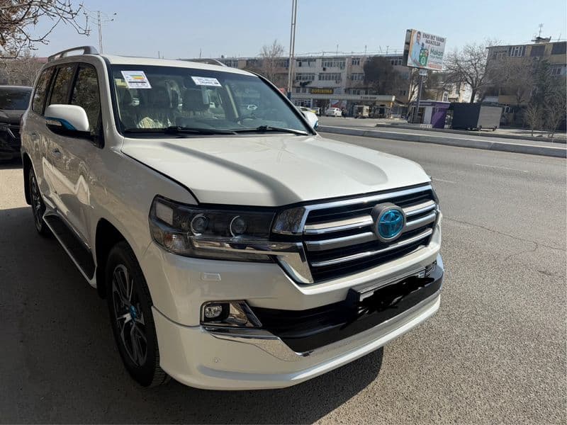 Toyota Land Cruiser 200 2019