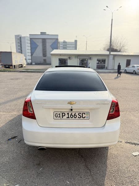 Chevrolet Lacetti / Gentra 2013