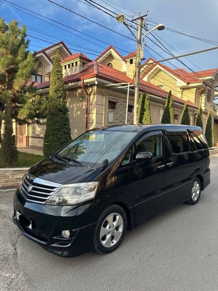 Toyota Alphard 2005