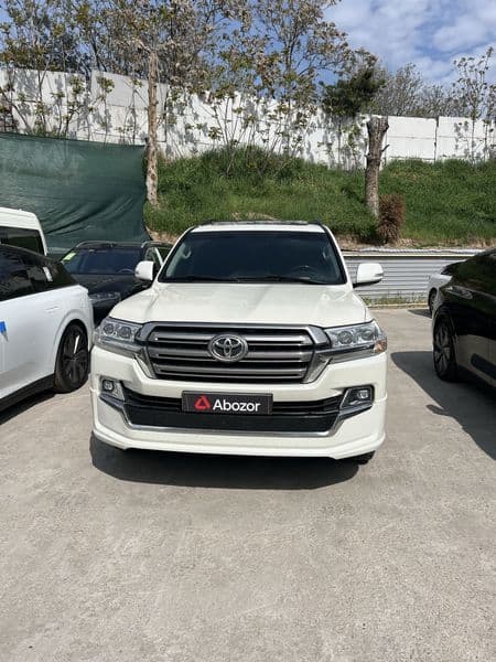 Toyota Land Cruiser 200 2019