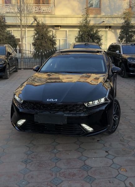 Kia K5 2025