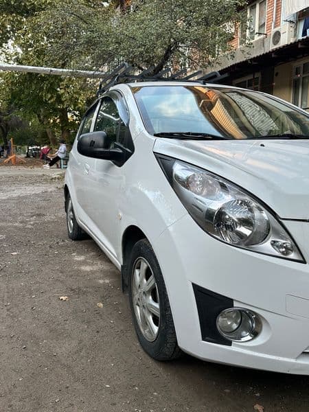 Chevrolet Spark 2015 — 3