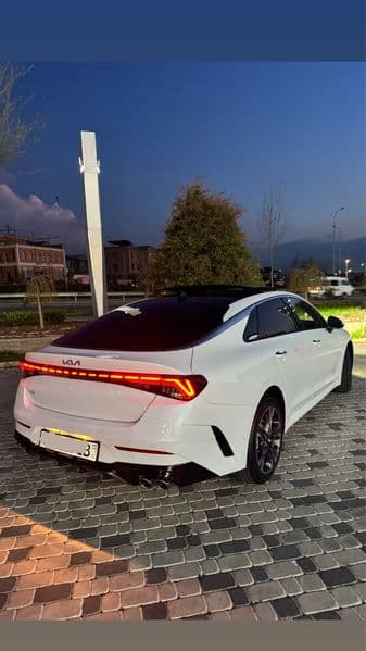 Kia K5 2025