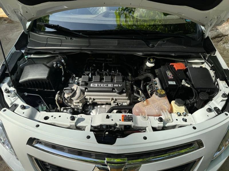 Chevrolet Cobalt 2022 — 4