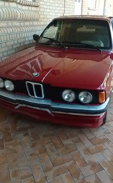BMW 315 1982