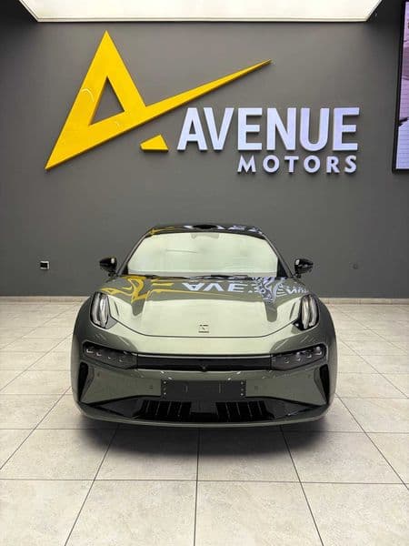 Zeekr 001 2024 — 2