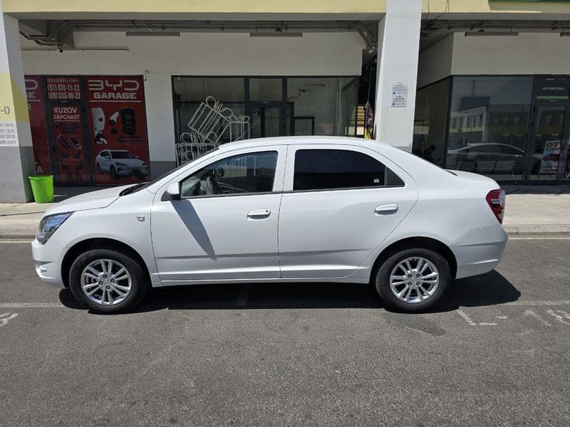 Chevrolet Cobalt 2023