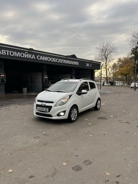 Chevrolet Spark 2017 — 2