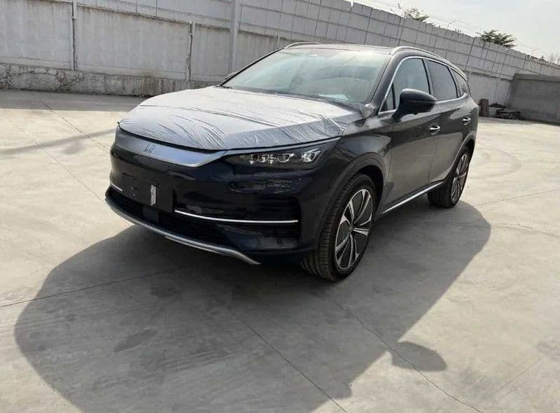 BYD Tang 2025