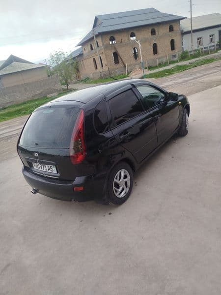 Lada 1119 Kalina хэтчбэк 2012