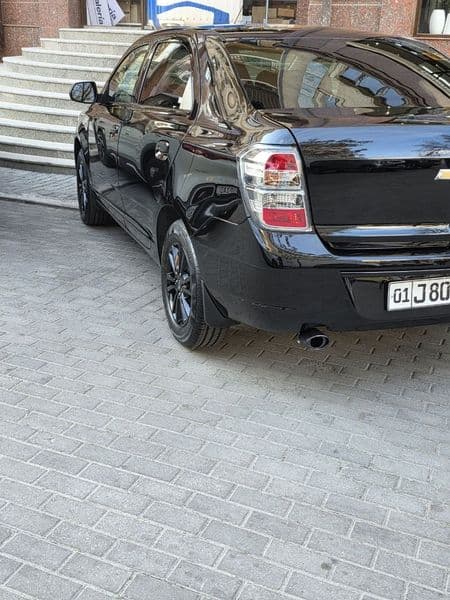 Chevrolet Cobalt 2026 — 4