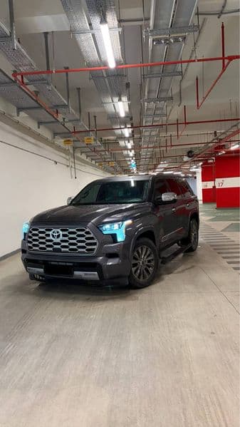 Toyota Sequoia 2023
