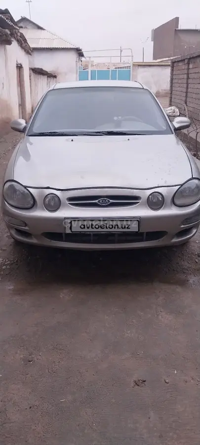 Kia Shuma null