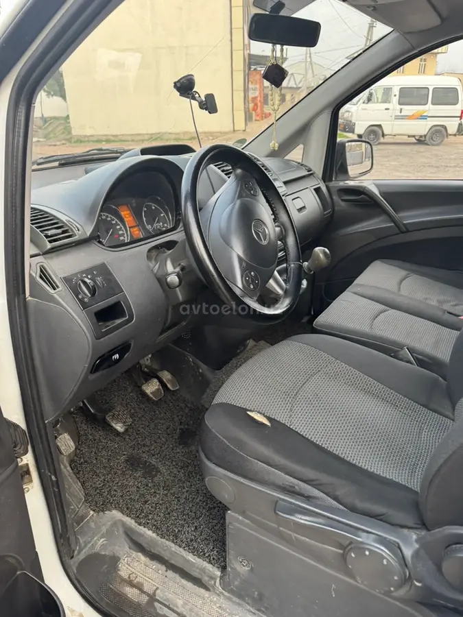Mercedes-Benz Vito null