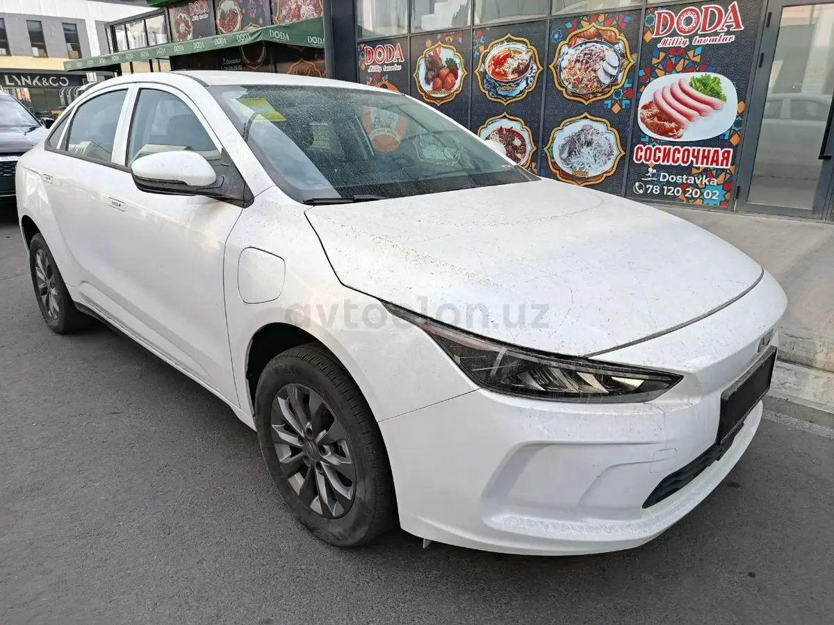 Geely Geometry E null