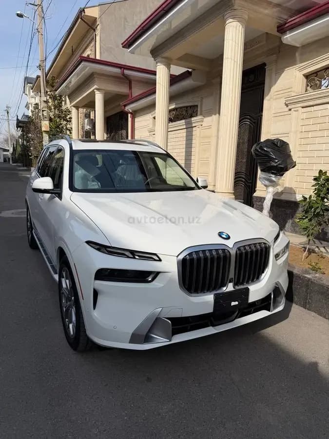 BMW X7 2025